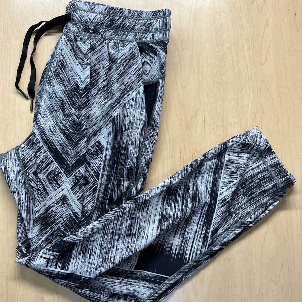 Lululemon joggers